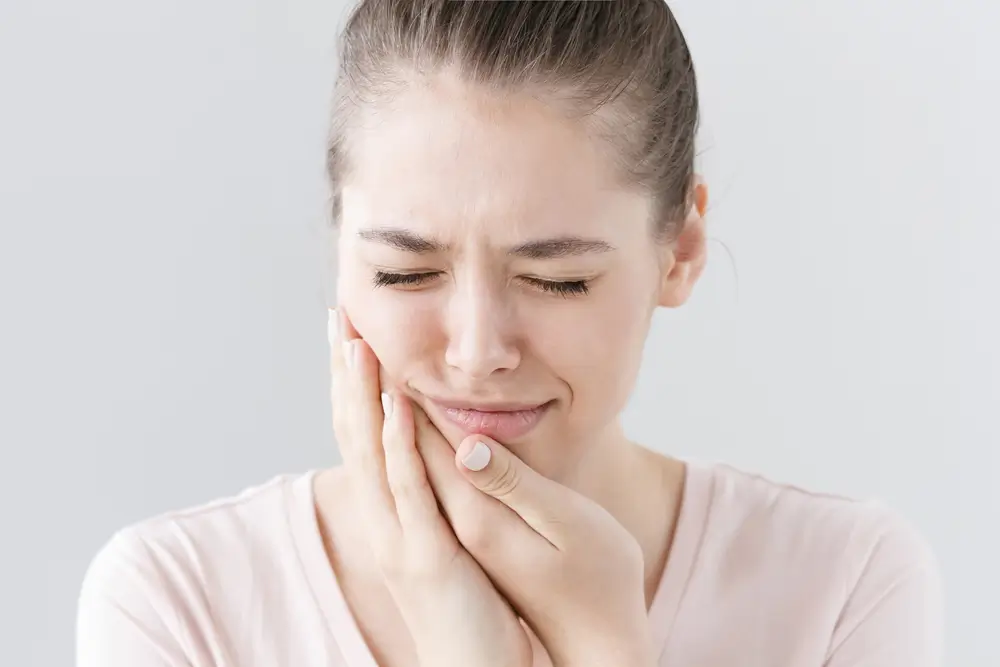 What Are the Symptoms of a Toothache?